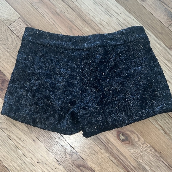 Zio Sequin Shorts Black, Size Medium - Picture 8 of 8